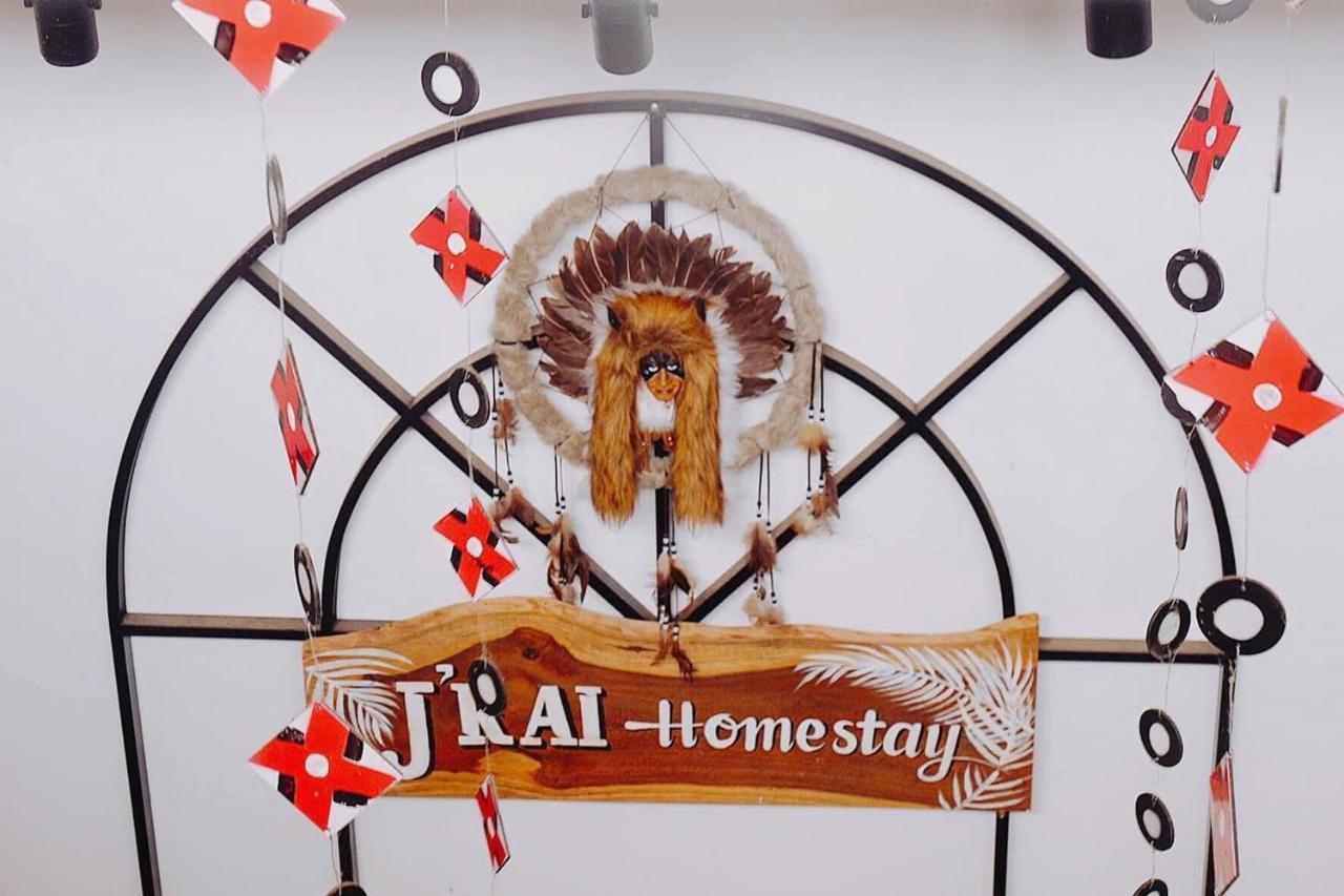 Jrai Homestay Плейку Экстерьер фото